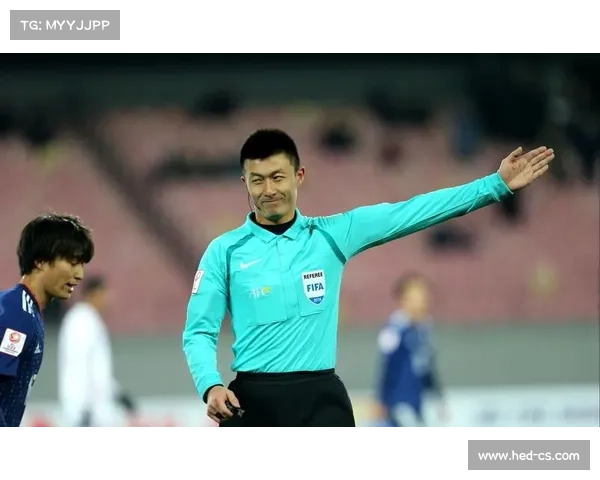 中超裁判佩戴智能眼镜执法可实时接收VAR语音提示提升判罚精准度 中超裁判佩戴智能眼镜执法可实时接收VAR语音提示提升判罚精准度