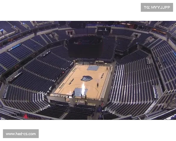 NBA季前赛墨西哥城赛场地板因球员反馈问题连夜更换 NBA季前赛墨西哥城赛场地板因球员反馈问题连夜更换